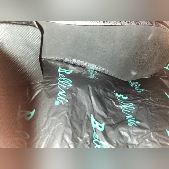 BELLINI REMI WOMEN KNEE HIGH BOOTS SILVER METALLIC CRINKLE 13 NIB - Picture 8 of 10